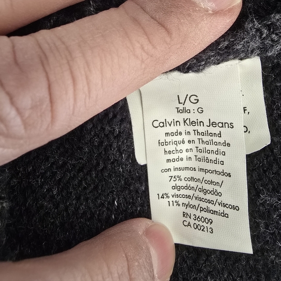 Calvin Klein Women's Knit Long Sleeve Sweater In Gray - Picture 10 of 11